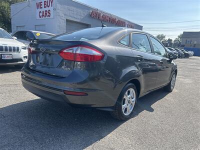 2015 Ford Fiesta SE   - Photo 4 - Framingham, MA 01702