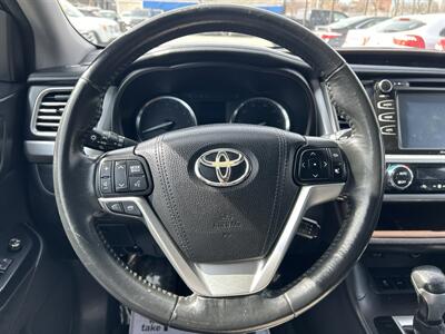 2015 Toyota Highlander XLE - Photo 14 - Framingham, MA 01702