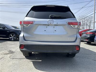 2015 Toyota Highlander XLE - Photo 5 - Framingham, MA 01702