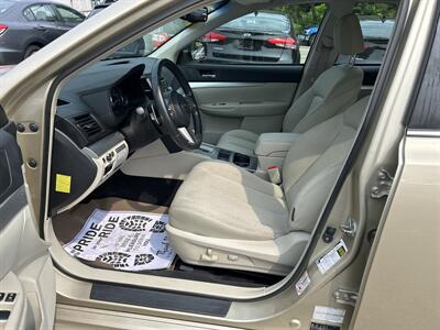 2010 Subaru Legacy 2.5i Premium   - Photo 10 - Framingham, MA 01702