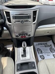2010 Subaru Legacy 2.5i Premium   - Photo 14 - Framingham, MA 01702