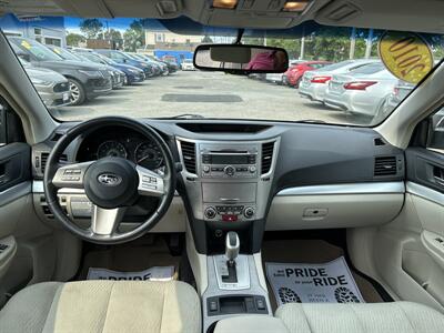 2010 Subaru Legacy 2.5i Premium   - Photo 12 - Framingham, MA 01702