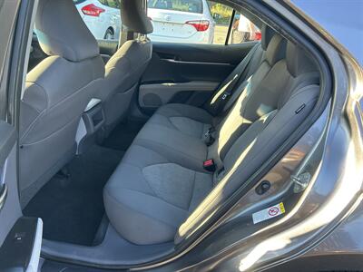2018 Toyota Camry LE   - Photo 10 - Framingham, MA 01702