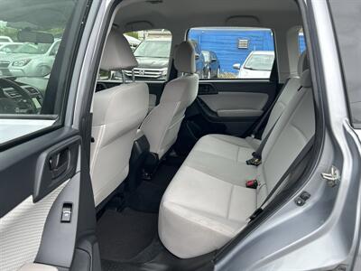 2017 Subaru Forester 2.5i   - Photo 10 - Framingham, MA 01702