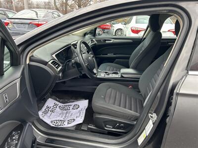 2017 Ford Fusion SE   - Photo 9 - Framingham, MA 01702