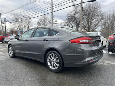 2017 Ford Fusion SE   - Photo 6 - Framingham, MA 01702