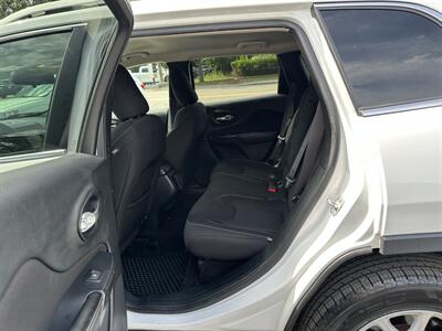 2016 Jeep Cherokee Latitude   - Photo 21 - Acton, MA 01720