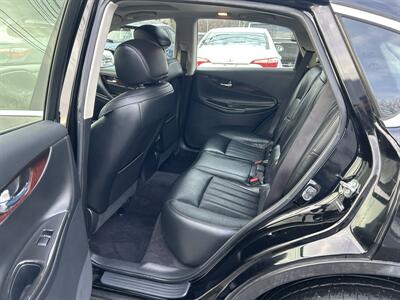 2017 INFINITI QX50   - Photo 11 - Framingham, MA 01702