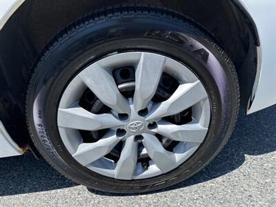 2015 Toyota Corolla LE   - Photo 8 - Acton, MA 01720