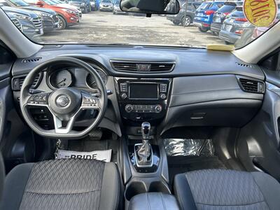 2018 Nissan Rogue SV   - Photo 10 - Framingham, MA 01702