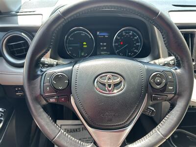 2017 Toyota RAV4 Hybrid Limited   - Photo 14 - Framingham, MA 01702