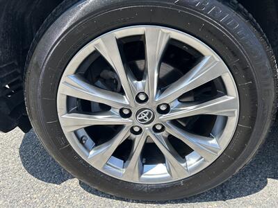 2017 Toyota RAV4 Hybrid Limited   - Photo 6 - Framingham, MA 01702