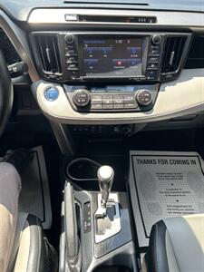 2017 Toyota RAV4 Hybrid Limited   - Photo 13 - Framingham, MA 01702