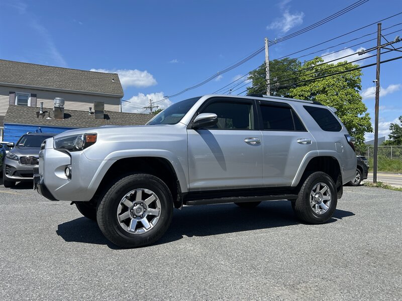 2014 Toyota 4Runner SR5   - Photo 1 - Framingham, MA 01702
