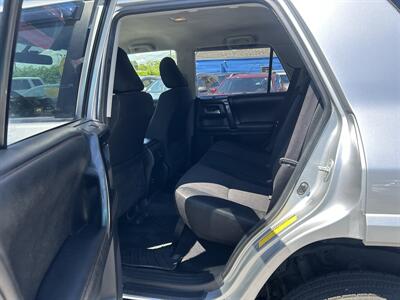 2014 Toyota 4Runner SR5   - Photo 10 - Framingham, MA 01702
