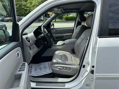 2015 Honda Pilot EX-L   - Photo 7 - Acton, MA 01720