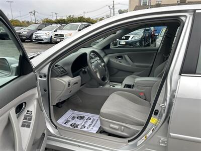 2011 Toyota Camry LE   - Photo 8 - Framingham, MA 01702