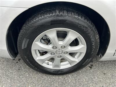 2011 Toyota Camry LE   - Photo 7 - Framingham, MA 01702