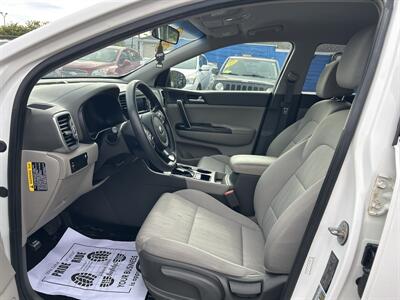 2017 Kia Sportage LX - Photo 9 - Framingham, MA 01702