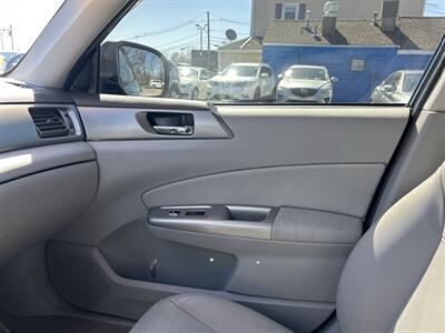 2010 Subaru Forester 2.5X Limited   - Photo 13 - Framingham, MA 01702