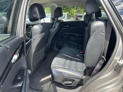 2017 Kia Sorento EX V6   - Photo 10 - Framingham, MA 01702