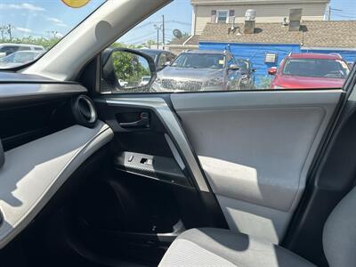 2013 Toyota RAV4 LE - Photo 10 - Framingham, MA 01702
