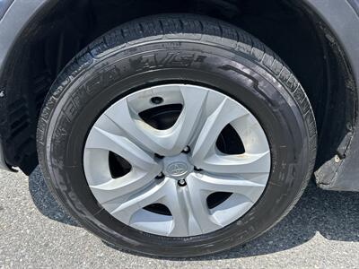 2013 Toyota RAV4 LE - Photo 7 - Framingham, MA 01702