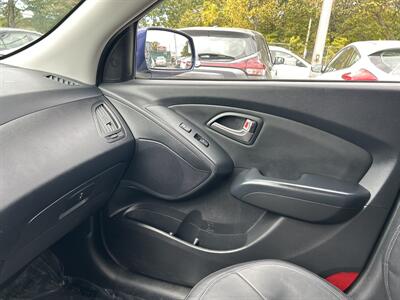 2011 Hyundai TUCSON GLS   - Photo 11 - Framingham, MA 01702