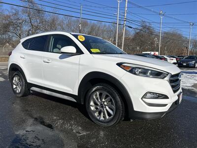 2017 Hyundai TUCSON SE - Photo 3 - Framingham, MA 01702