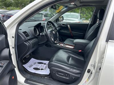 2013 Toyota Highlander Limited   - Photo 13 - Framingham, MA 01702