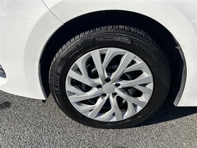 2017 Toyota Corolla LE - Photo 7 - Framingham, MA 01702