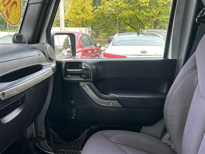2013 Jeep Wrangler Unlimited Sport - Photo 12 - Framingham, MA 01702
