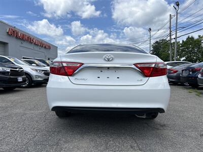 2015 Toyota Camry LE   - Photo 5 - Framingham, MA 01702