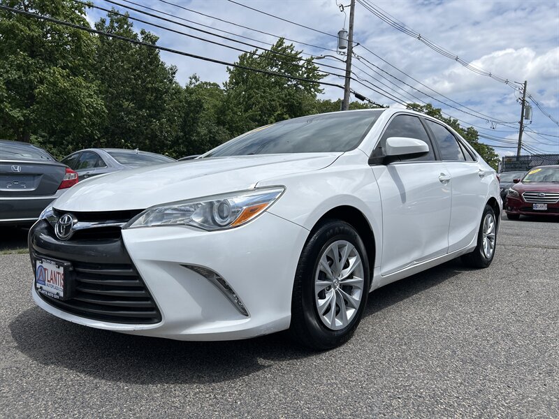2015 Toyota Camry LE - Photo 1 - Framingham, MA 01702