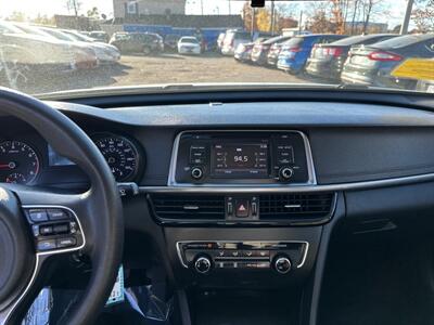 2017 Kia Optima LX   - Photo 15 - Framingham, MA 01702