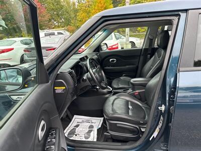 2017 Kia Soul +   - Photo 12 - Acton, MA 01720