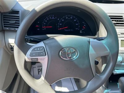 2011 Toyota Camry LE   - Photo 14 - Framingham, MA 01702