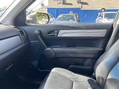 2011 Honda CR-V EX-L w/Navi   - Photo 13 - Framingham, MA 01702