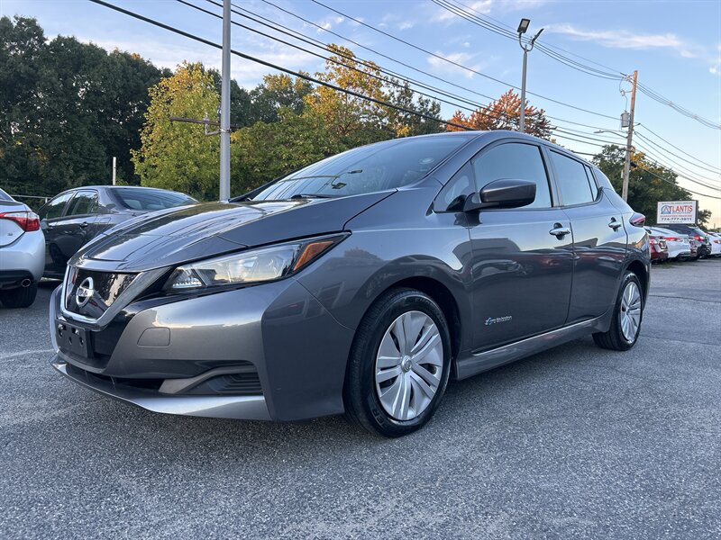 2019 Nissan LEAF S  