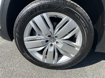 2019 Volkswagen Atlas V6 SEL 4Motion   - Photo 7 - Framingham, MA 01702