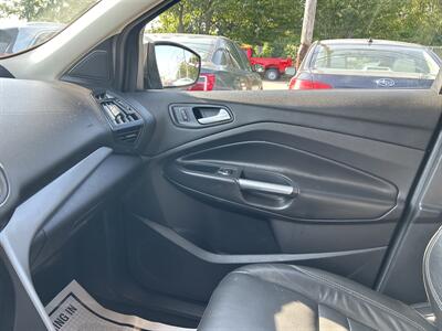2015 Ford Escape SE   - Photo 14 - Framingham, MA 01702
