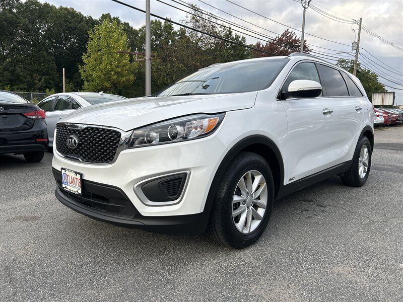 2018 Kia Sorento LX  