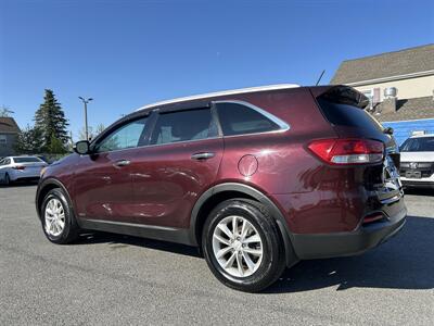 2017 Kia Sorento LX   - Photo 6 - Framingham, MA 01702
