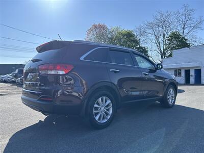2017 Kia Sorento LX   - Photo 4 - Framingham, MA 01702