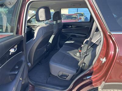 2017 Kia Sorento LX   - Photo 9 - Framingham, MA 01702
