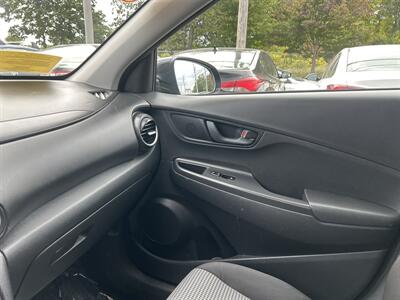 2018 Hyundai KONA SEL   - Photo 10 - Framingham, MA 01702