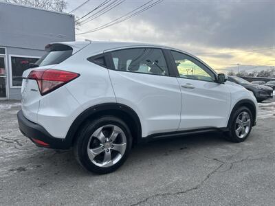 2017 Honda HR-V LX - Photo 4 - Framingham, MA 01702
