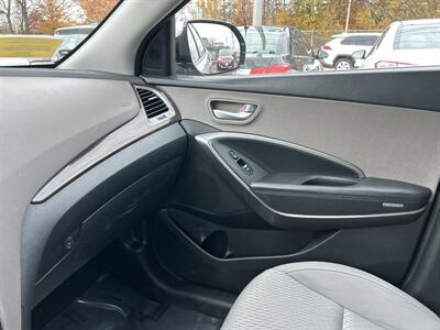 2018 Hyundai SANTA FE SE - Photo 12 - Framingham, MA 01702
