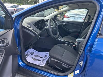 2018 Ford Focus SE   - Photo 10 - Framingham, MA 01702