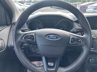 2018 Ford Focus SE   - Photo 14 - Framingham, MA 01702